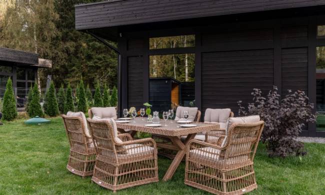 Обеденный комплект ISABELLA из искусственного ротанга