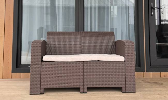 Двухместный диван LANA коричневый Двухместный диван LANA коричневый