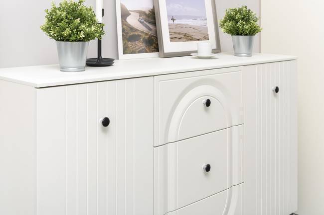 Два комода для аппаратуры с полками и пенал со стеклом Валенсия цвет белый шагрень