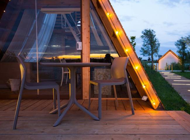 Стул пластиковый Bit тортора 520х550х840 мм